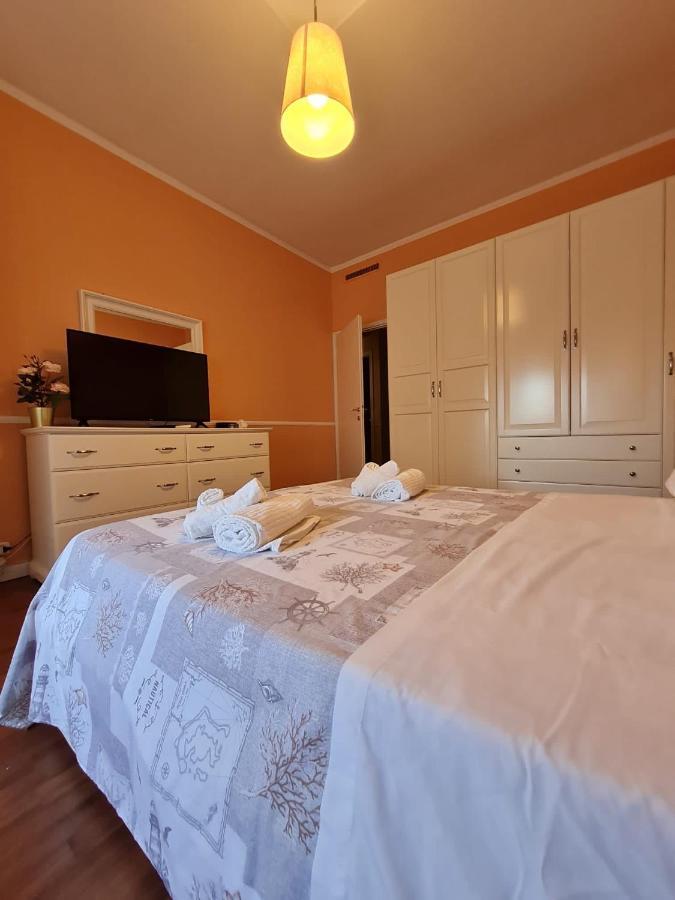 La Maison Blanche Catánia Buitenkant foto